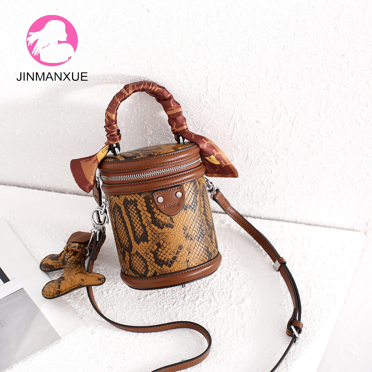

Woman Bag Portable Bucket Bag Mini Crossbody Bags Trend Shoulder Messenger Cylinder Bag Female Handbag Snake Skin Clutch Purse