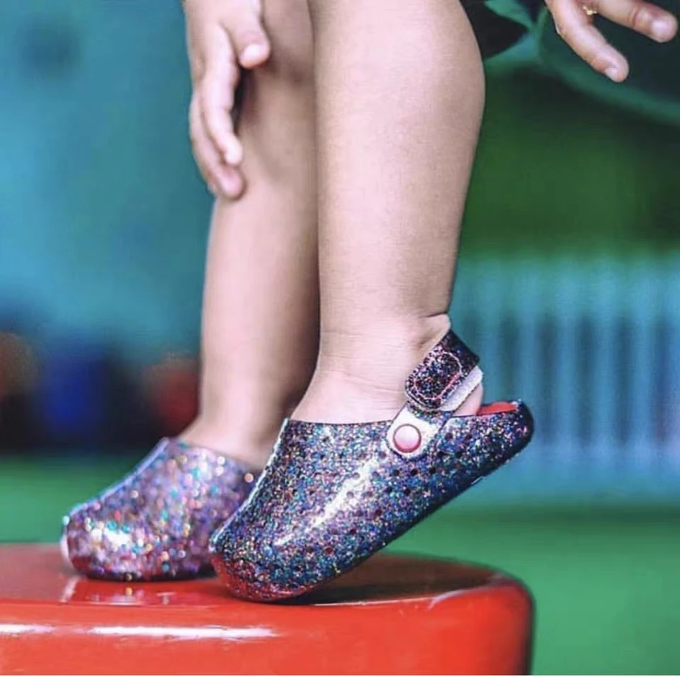 Melissa/сандалии с дырками для девочек Модные шлепанцы Детские пляжные дышащие