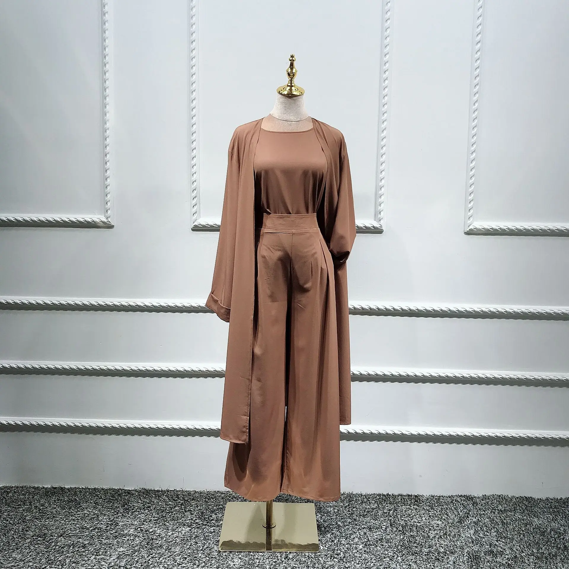 Мусульманские комплекты, 3 предмета, костюмы, топы, штаны, abaya, платье, хиджаб, кардиган-кимоно, длинные халаты, катфан, Ближний Восток, Рамадан, Арабский исламский