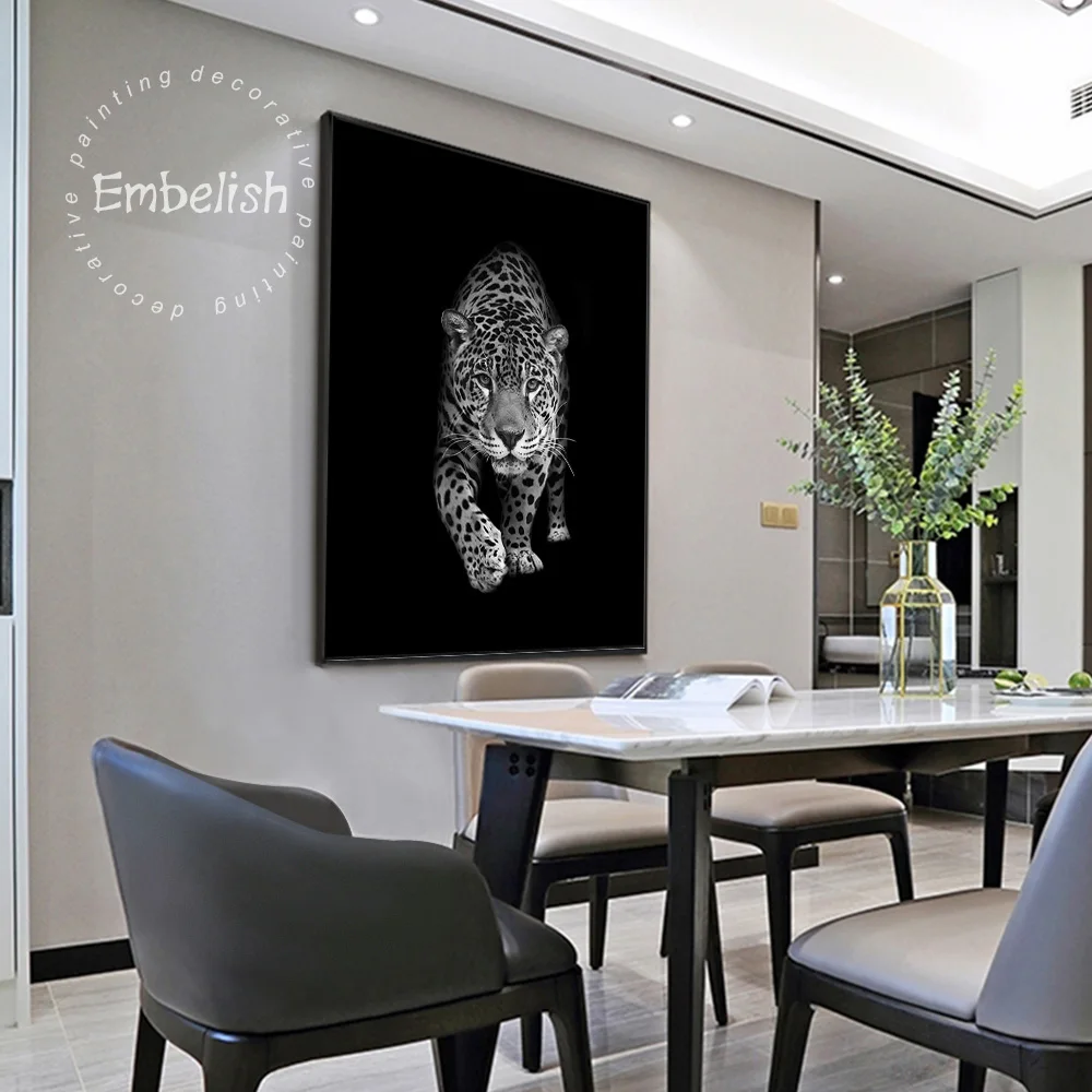

1 Pieces Black And White Animals Posters For Living Room Leopard Modern Home Decor Pictures HD Print On Canvas Oil Paintings