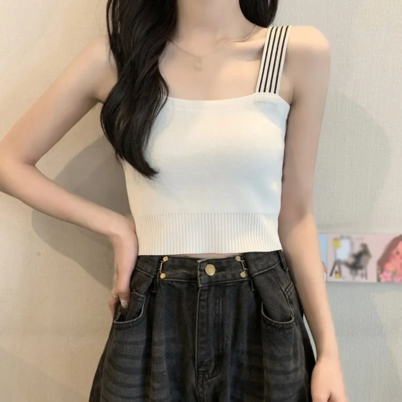 

Women's Solid Slim Casual Exposed Navel Knitted Camisole Tank Top