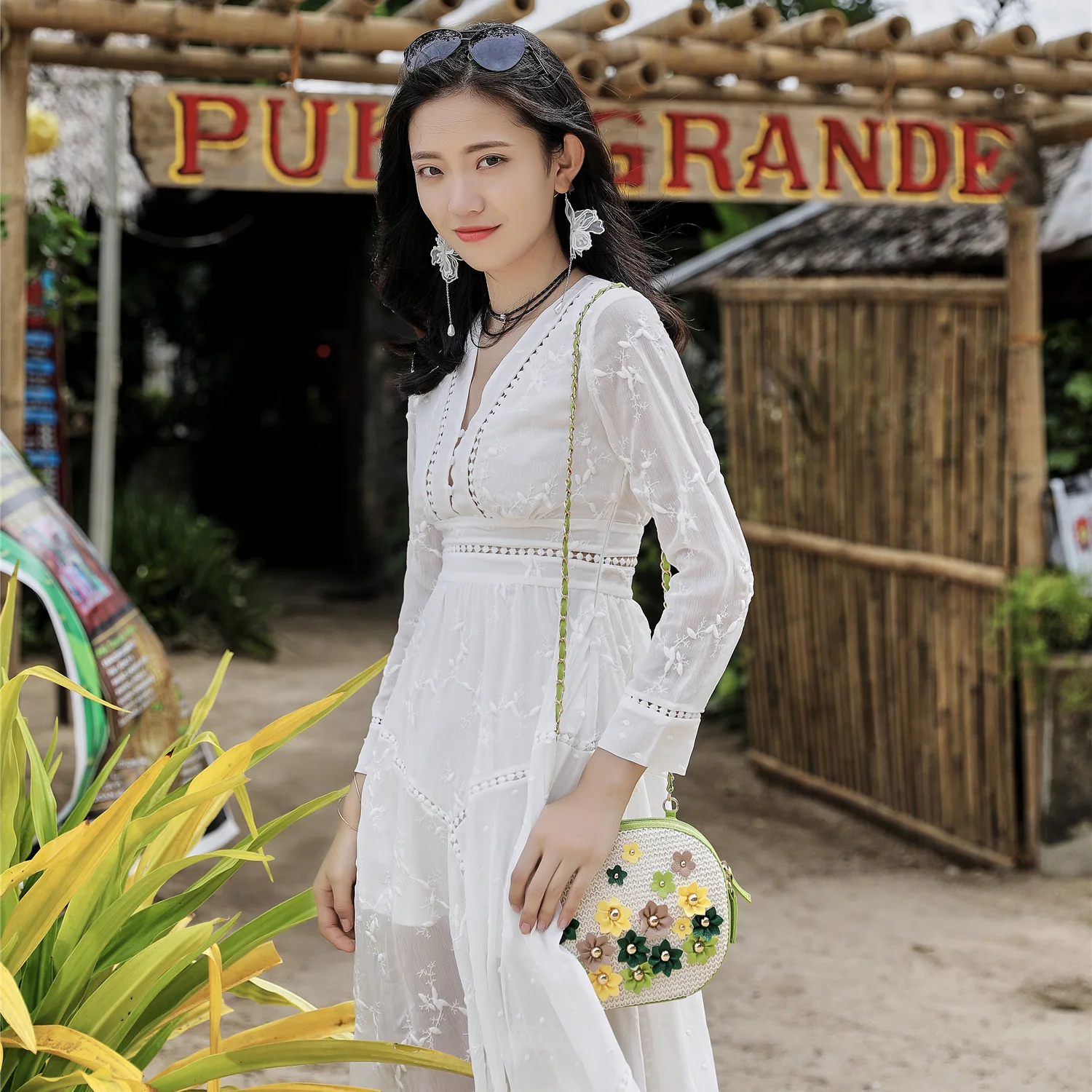 

2020 Summer Boho Women Lining + Dress Hollow Out White Lace Embroidery Sexy Long Tunic Beach V-neck Lady Dresses Elegant Clothes