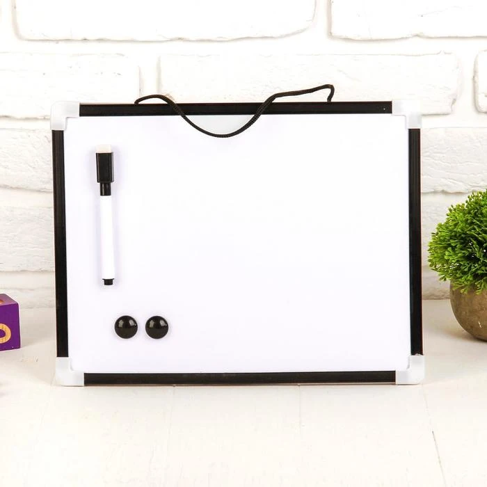 Доска магнитно-маркерная с магнитами и маркером Классика 1 5×30×23 см |