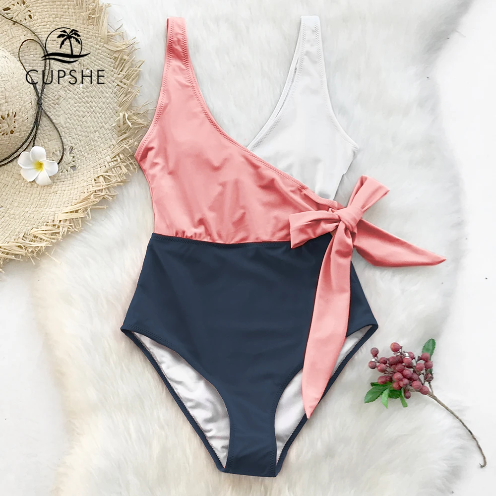 CUPSHE Цельный купальник с v-образным вырезом и шнуровкой сексуальный розовый белый