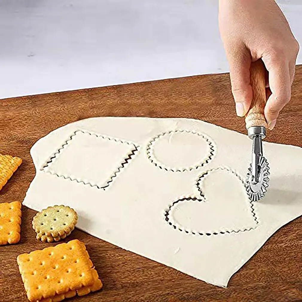 

Cake Die-cutting Equipment Special For Baking Roller Biscuit Mold Round Handle Zinc Alloy Side Flower Biscuit Mould