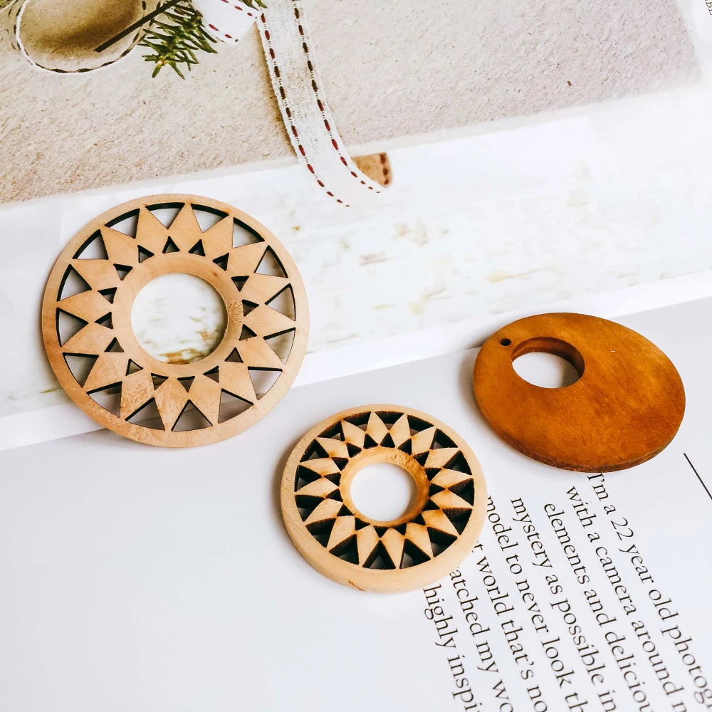 ZEROUP Wooden Round Eardrop white bronze Color Pendant earring Accessories Necklace Charms Jewelry Finding Diy Material 8pcs images - 6
