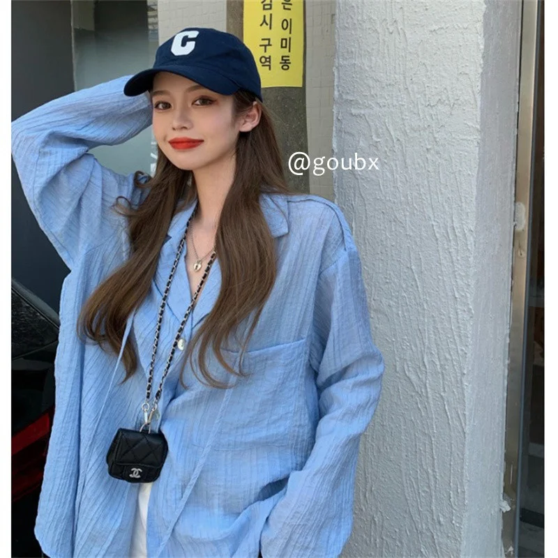 

Свободная плиссированная тонкая Солнцезащитная рубашка с длинным рукавом для женщин, Новинка лета 2021, шикарный полосатый топ во французско...