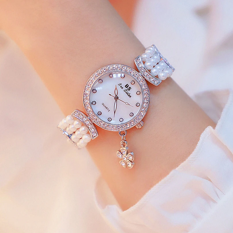 Relógios para Mulheres Relógios de Quartzo Relógio de Pulso de Luxo das Senhoras Relógio Diamante Quatro Folhas Trevo Sorte Grama Pulseira Feminino