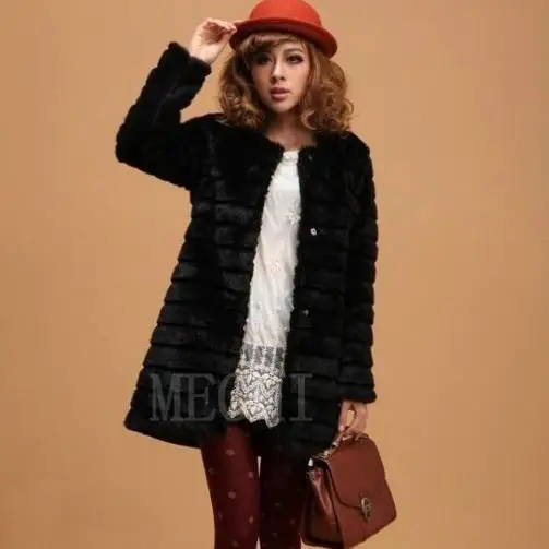 Женское пушистое пальто из искусственного меха 2022 зимнее элегантное в полоску