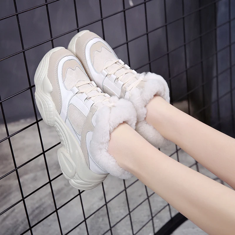 Зимние меховые кроссовки женские массивные на платформе 6 см зимние модные