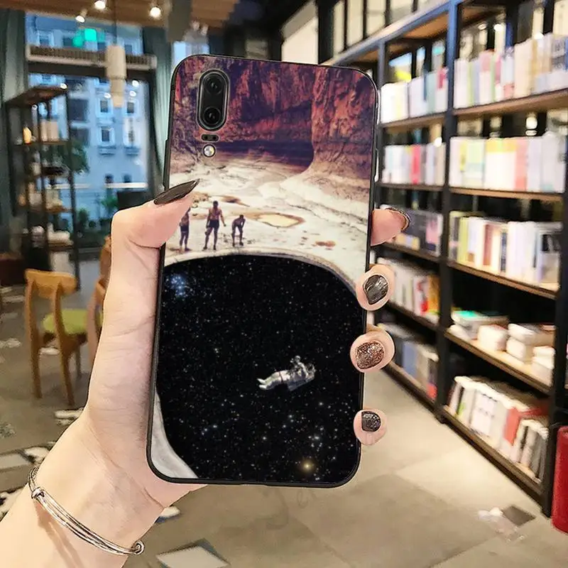

Trippy Art aesthetic Space astronaut Phone Case For Huawei honor Mate P 10 20 30 40 Pro 10i 9 10 20 8 x Lite