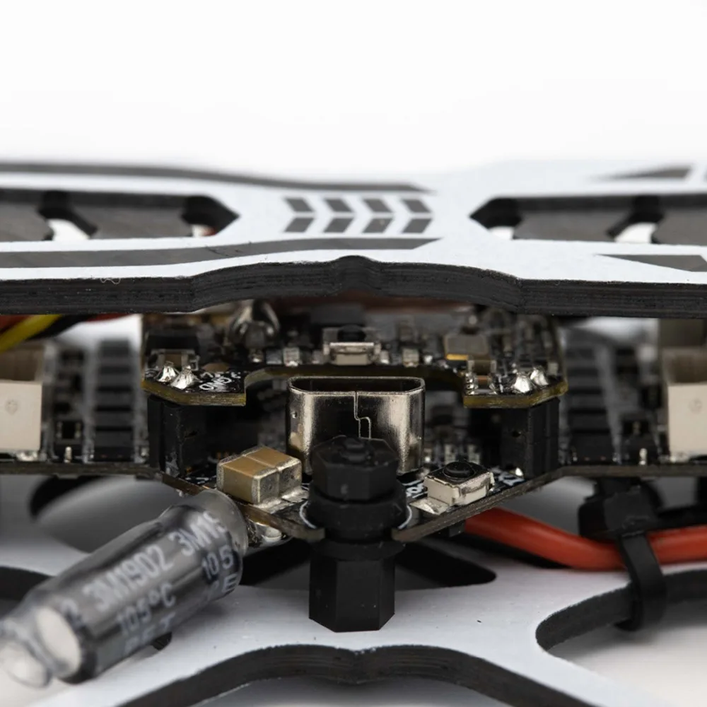 EMAX Tinyhawk Фристайл 115 мм 2,5 дюймов F4 5A ESC FPV гоночный Радиоуправляемый Дрон BNF версия для Frsky пульт дистанционного управления D8/D16 режим