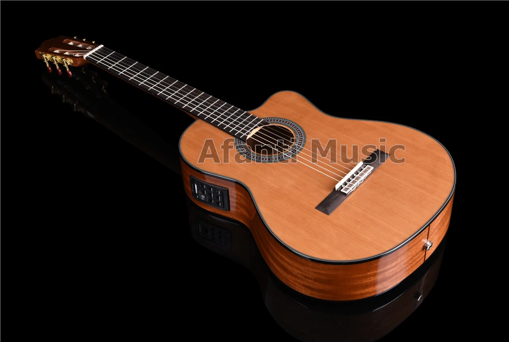 Afanti Music 39 Inch Spruce & Sapele Classical Guitar with EQ (ACL-2045-X) |
