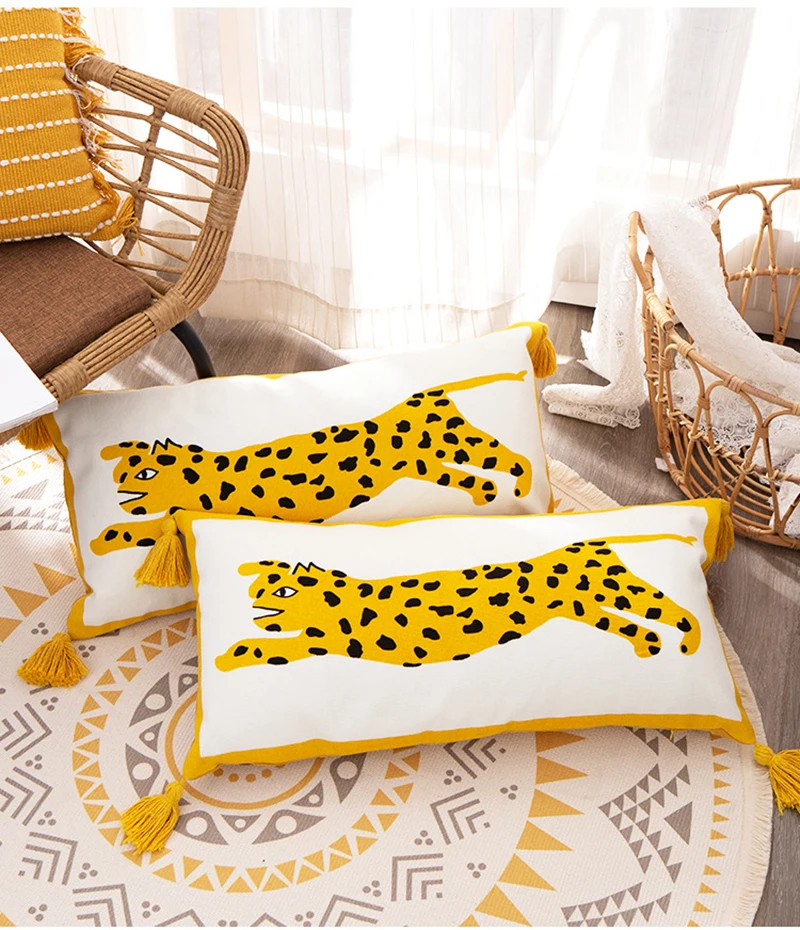 

Leopard Print Pillowcase Silk Screen Printing Sofa Car Lumbar Cover Office Lumbar Pillow Cushion Cover Cotton Tassel Pillowcase