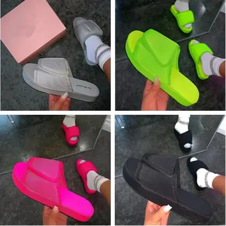 Сандалии женские универсальные для дома прочные шлепанцы плоская подошва