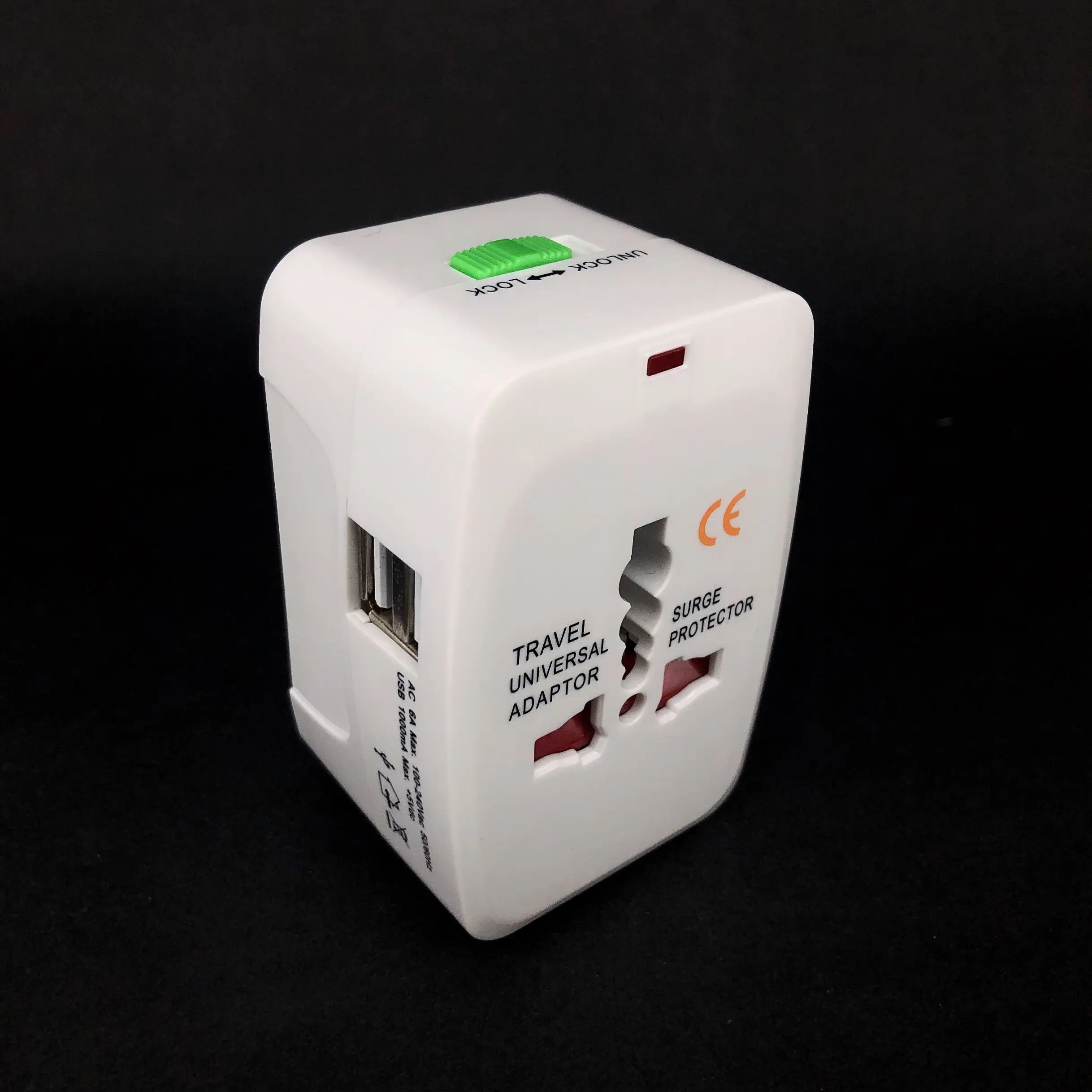 Универсальный переходник с двумя USB-портами универсальное зарядное устройство