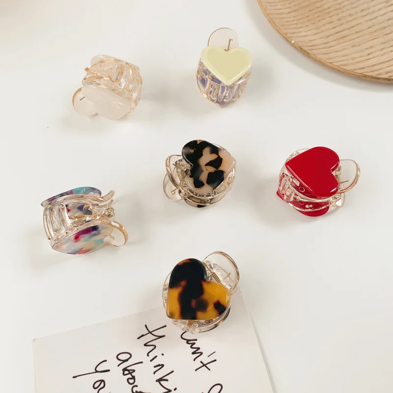 

New Fashion Korean Small Size Acetate Hair Claws Love Heart Clips for Women Hair Clips Hairpins Cute Headwear Hair Accessories