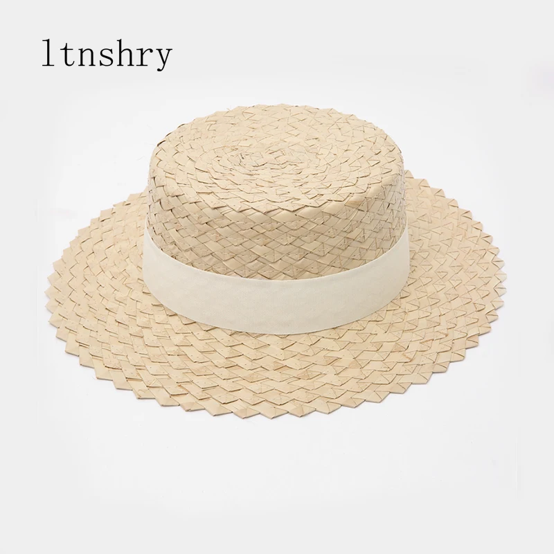 

Соломенная шляпа с широкими полями для мужчин и женщин, однотонная Повседневная Уличная пляжная шапка в полоску, с плоским верхом и ремешко...