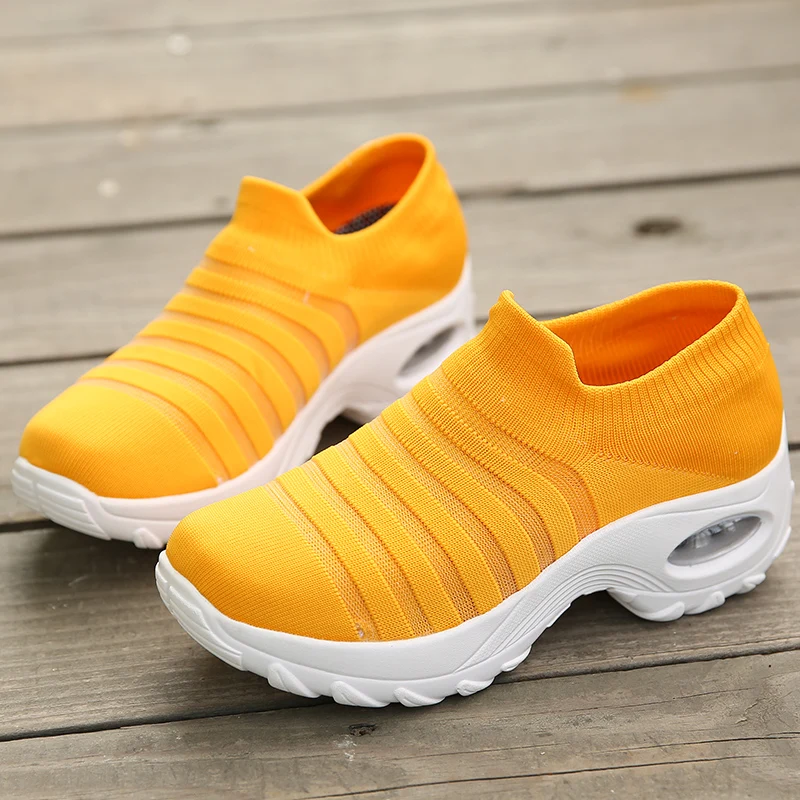 Новинка 2020 года Женские кроссовки для фитнеса Обувь отдыха на платформе