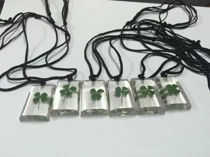 

12 pcs Trendy Exquisite Real Four Leaf Clover Pendant Jewelry Ornaments