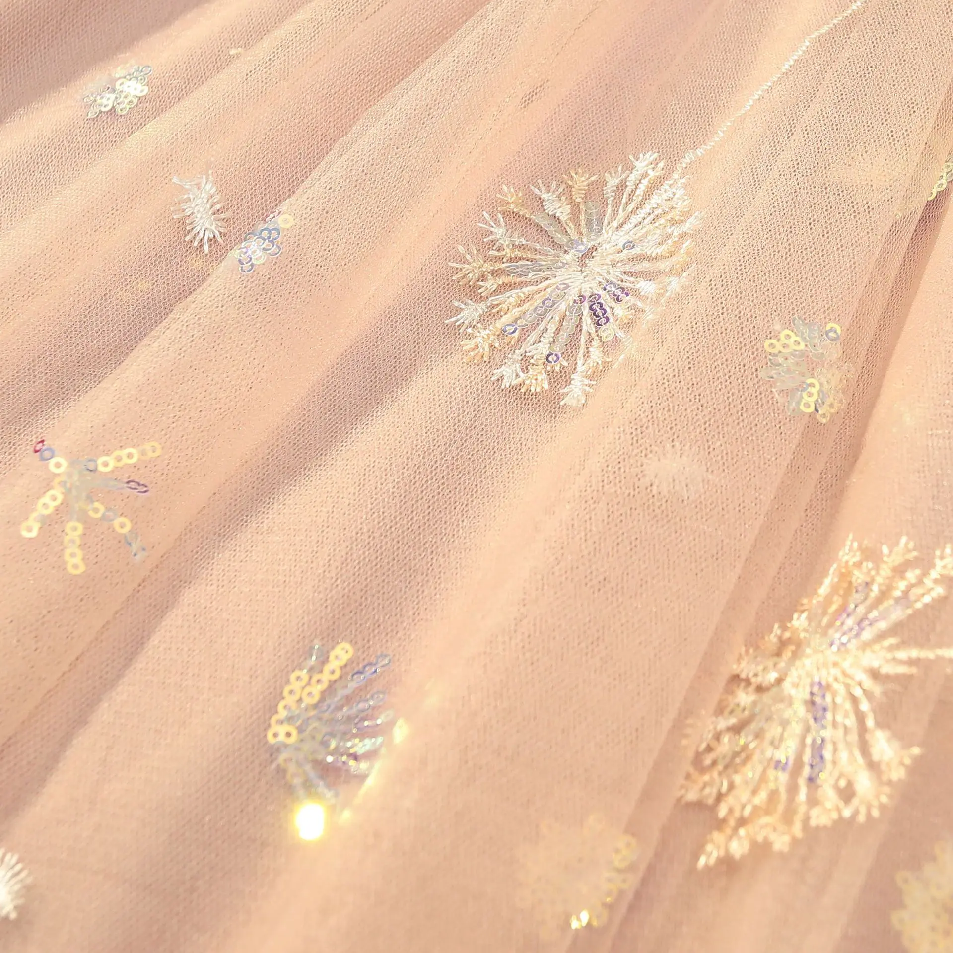 

Casual mesh pleated skirt sequined dandelion embroidery skirt