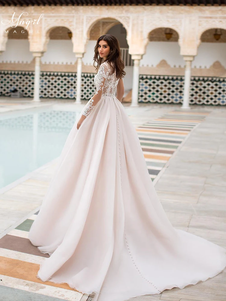 

MNGRL Muslim bride Simple Retro Long Sleeve Bridal Dresses White Lace 3D Flower Fluffy Skirt Bridal Dresses Chiffon