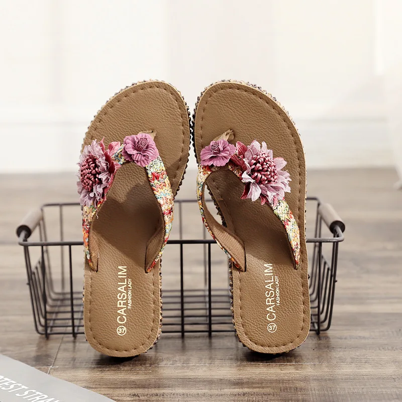 

Rubber Flip Flops House Slippers Platform Med On A Wedge Hawaiian Fabric PU TPR Rubber Flip Flops House Slippers Platform On A W