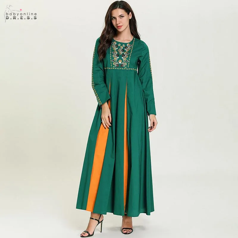 Арабское длинное вечернее платье А силуэта мусульманское с узорами и длинными