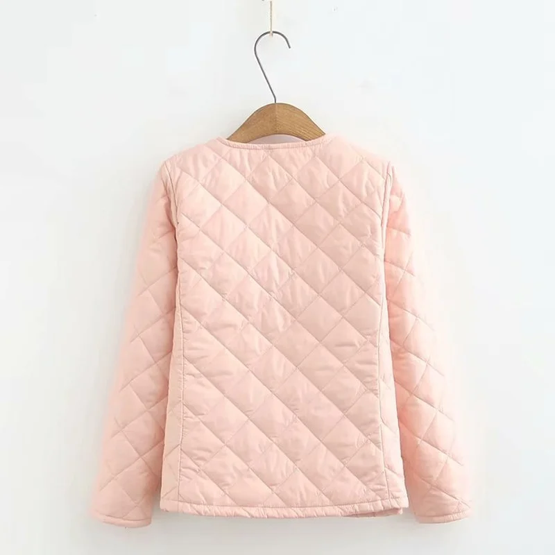 Размера плюс женская светильник зимние пальто Теплый Тонкий пуховики и парки