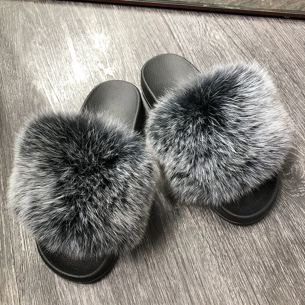 Женские меховые шлепанцы YOLOAgain на плоской подошве из натурального Лисьего