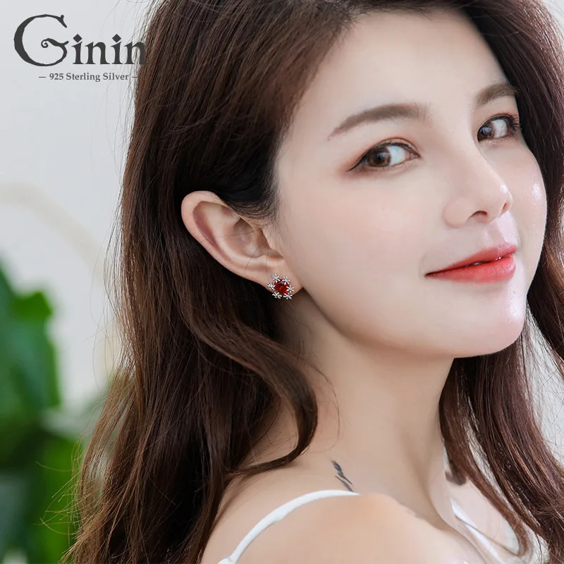 

Ginin Real 925 Sterling Silver Snowflake Ear Women's Rhinestone Stud Earrings Korean Elegant 2020 New Trendy Party Gift Jewelry