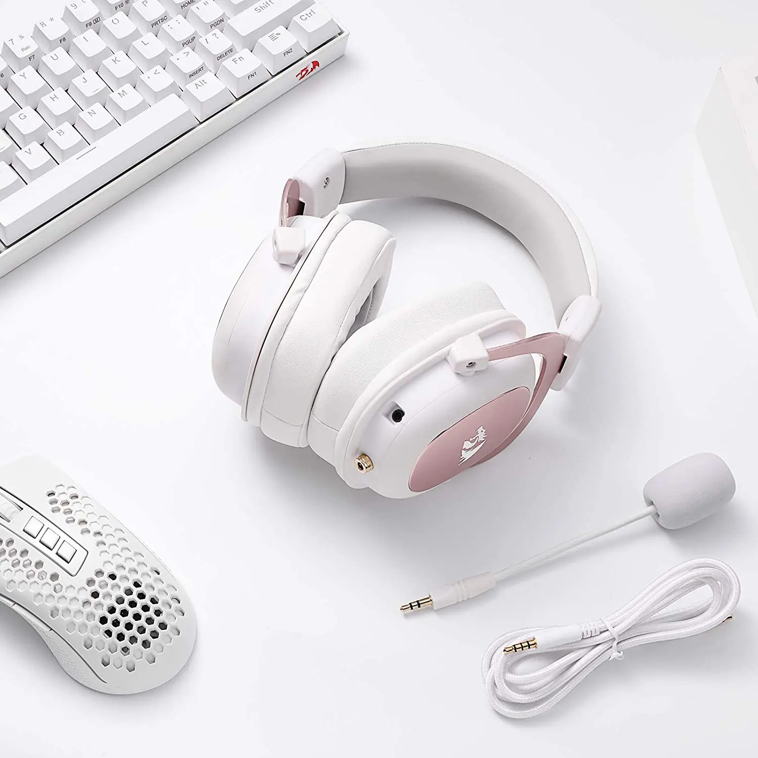 

Redragon H510 Zeus WiredGaming Headset 7.1Surround Sound Memory Foam EarPads 53MM Headset Works with PC PS4/3 & Xbox One/Series