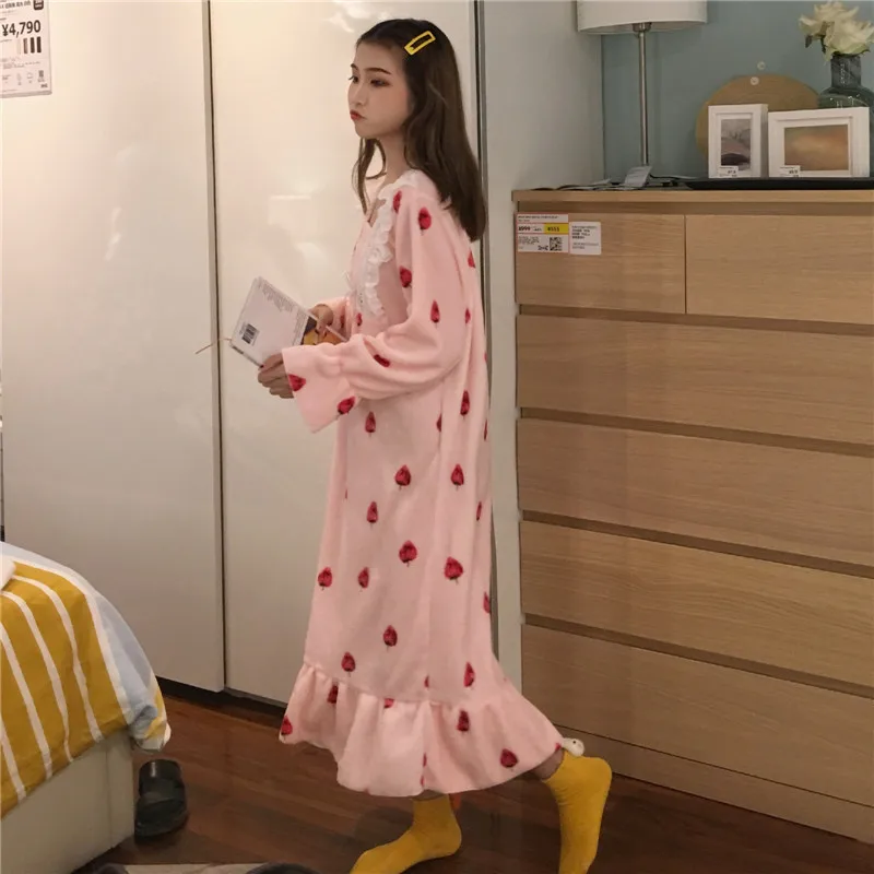 

Women Nightgowns Plus Velvet Thicker Square Collar Winter Coral Fleece Soft Warm Ruffles Sleep Wear Homewear Patchwork Lace Girl