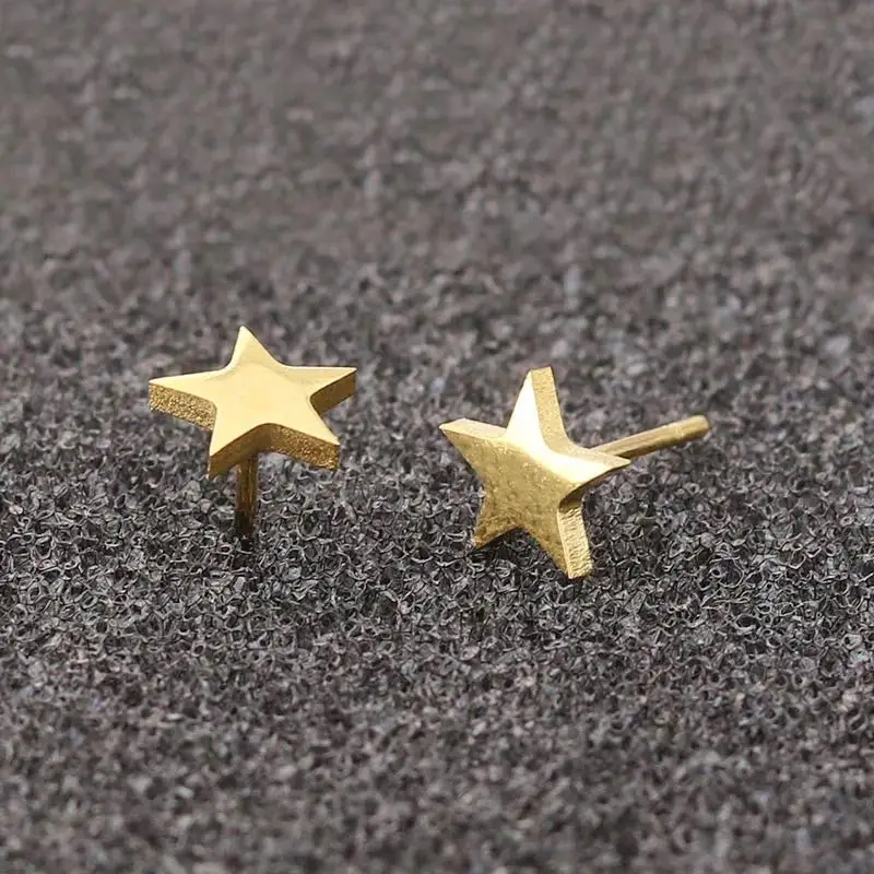 Серьги-гвоздики из титановой стали с аниме Невероятные приключения Джоджо |