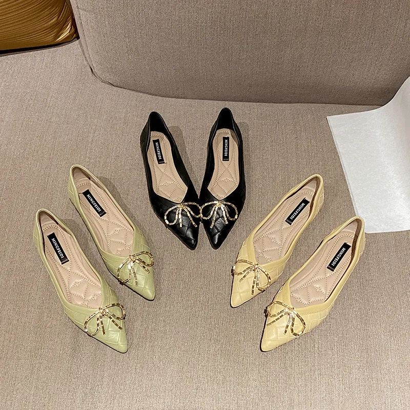 

Корейские модные туфли с острым носком, женские туфли на плоской подошве, женские кожаные туфли со шнуровкой, женская обувь на плоской подош...