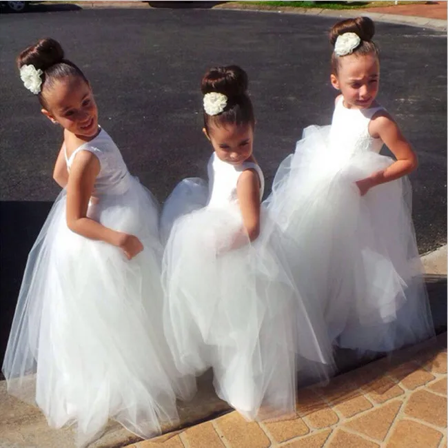 

Симпатичные цветочные платья для девочек на свадьбу бальное платье тюлевые кружевные Длинные платья для первого причастия маленькая девоч...