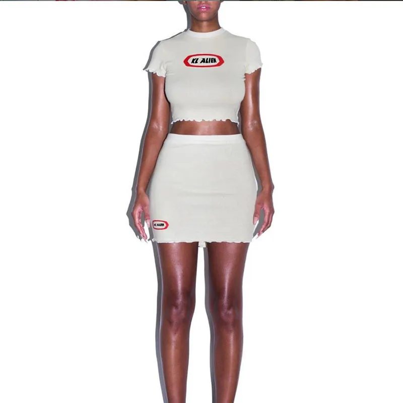 

2021 hot European and American women's spring fashion printing crop top skirt two-piece suit women