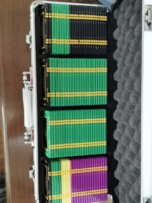 100 шт. 200 Новые квадратные чипсы для покера с большой фигурой 32 г глина + Железная