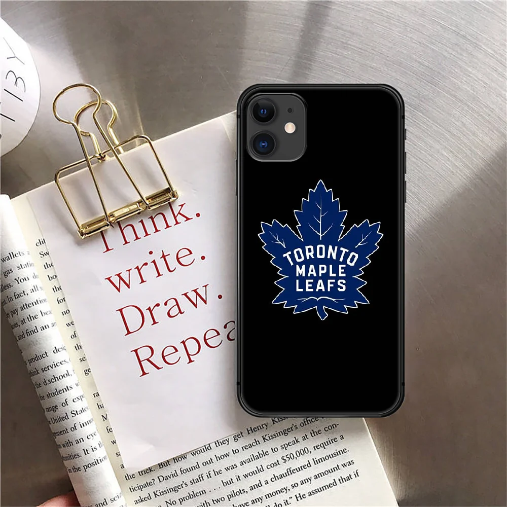 

Maple Leafs Ice Hockey Toronto Phone Case Cover For Iphone 6 7 8 11 12 5S 6S X Xr XS Se Plus Pro Max Mini 2020 Black Back Cell