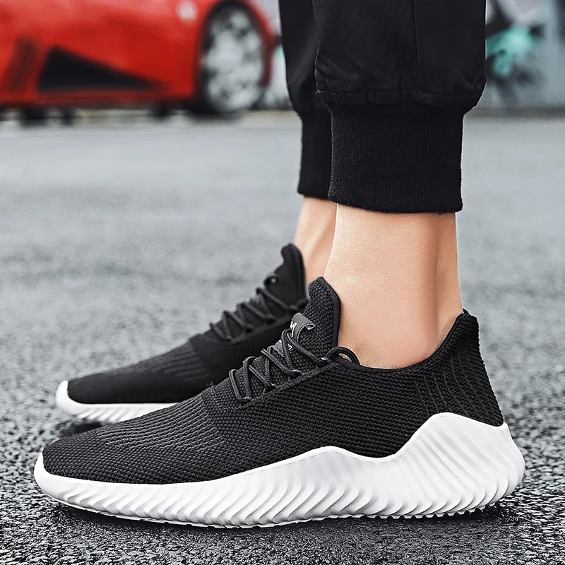 Hot Sale New Men Running Shoes Size 47 Outdoor Mesh Breathable White Men Sneakers Lightweight Black Walking Men Vulcanize Shoes