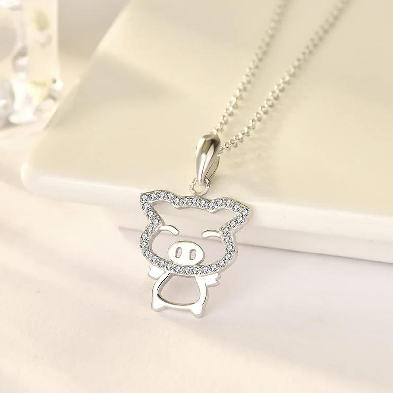 

UFOORO 2019 New Sterling Silver S925 Silverware Personality micro-encrusted Clavicle Student Female Accessories Pig Pendant