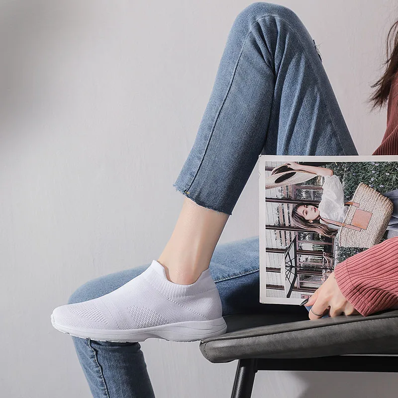 

Fashion Sneakers Women Summer Lightweight Non-slip Breathable Slip-on Run Sports Casual Female Footwear Calzado Casual de Mujer