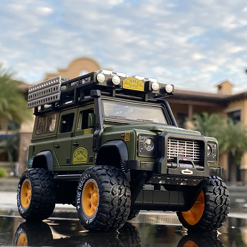 1:28 желтовато коричневый чашка Land Rover Defender сплав гоночный автомобиль модель Diecasts