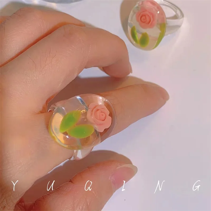 

Oval Transparent Flowers Finger Ring Geometric Opening Resin Acrylic Chain Ring