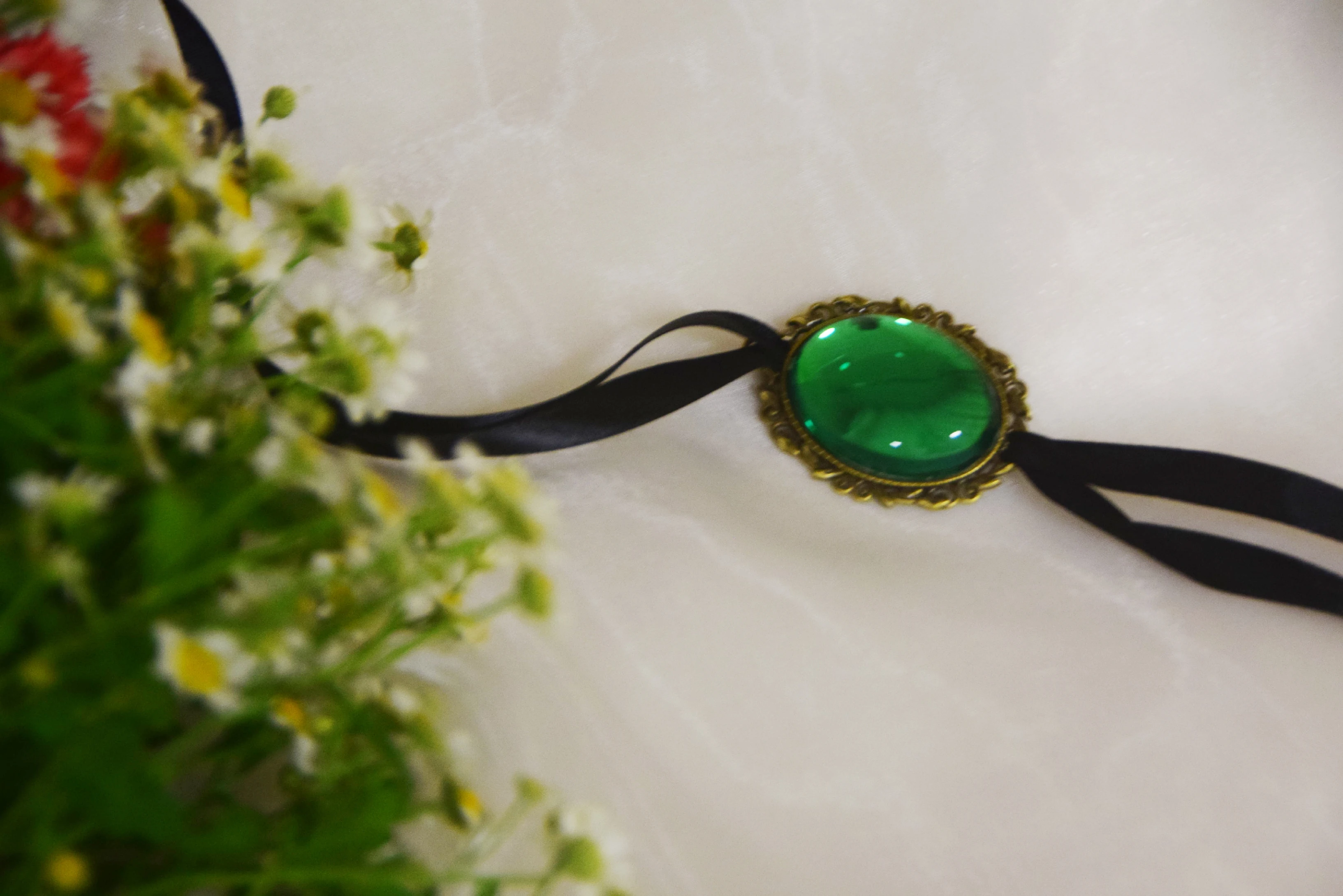 Аниме ожерелье Bungo Stray Dogs Дазай Осаму Косплей Мужчины Женщины Студенты Камень Брошь Воротник Аксессуары Рождественские подарки.