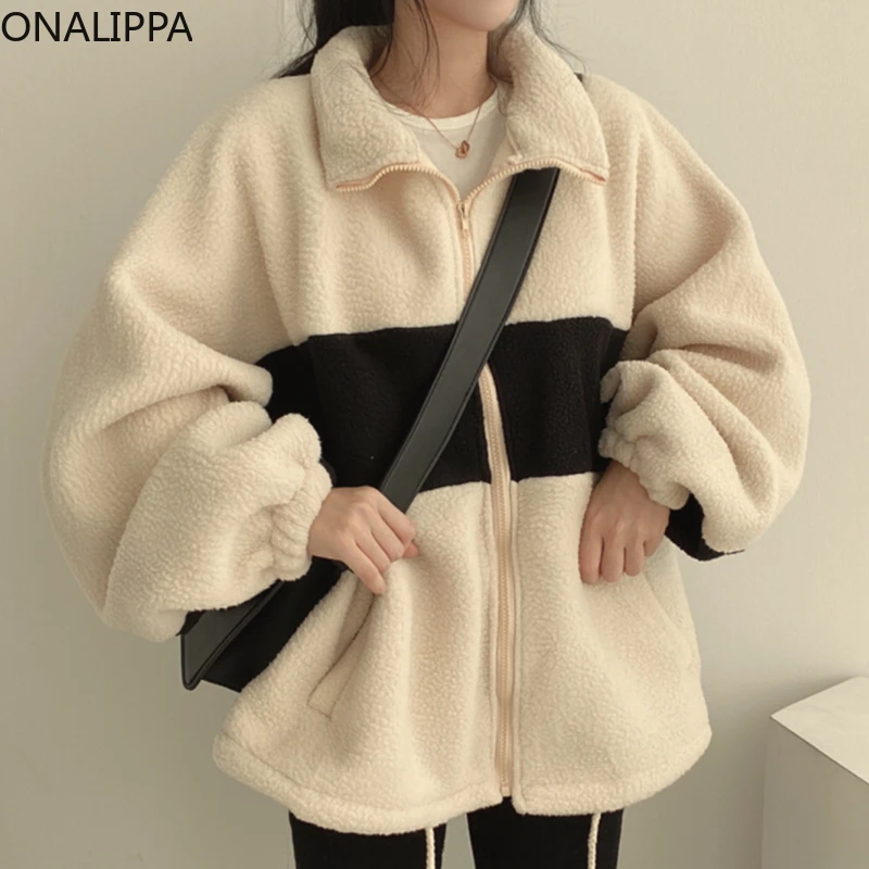 

Женское короткое пальто Onalippa, повседневное свободное теплое пальто из овечьей шерсти с воротником-стойкой, подходящего черно-белого цвета, ...