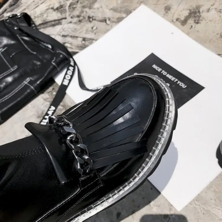 Buono Scarpe/женские ботильоны с металлическими цепочками; полуботинки с эластичными кисточками; черная обувь на платформе в стиле панк; Mujer; женские носки;