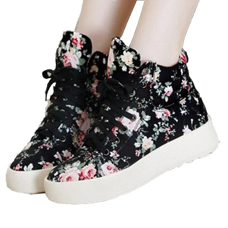 Новинка обувь на плоской платформе женская толстой подошве со шнуровкой модная