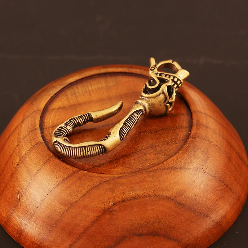 Винтажный латунный креативный череп голова сердце нос брелок для ключей в виде