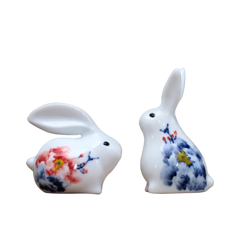 

Rabbit ornaments ceramic ornaments creative lovely living room rabbit ornaments Jingdezhen blue and white hand-painted rabbit cr